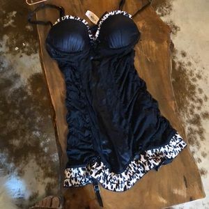 Victoria's Secret Lingerie NWT Size 34B